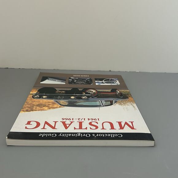 Mustang 1964 1/2 -1966 Collector's Originality Guide Book Softcover - Picture 8 of 9